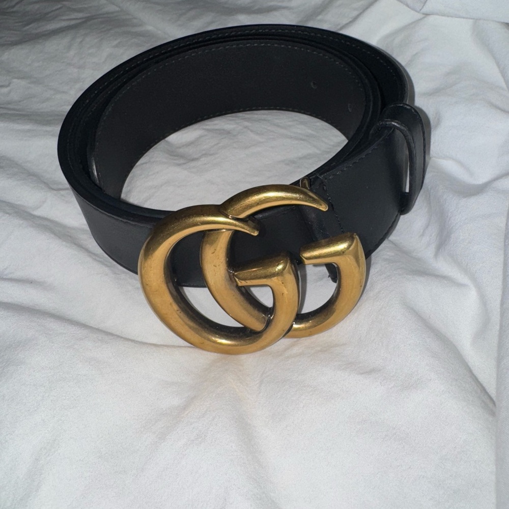 Gucci Black Belt with Gold GG Buckle (w dust bag)